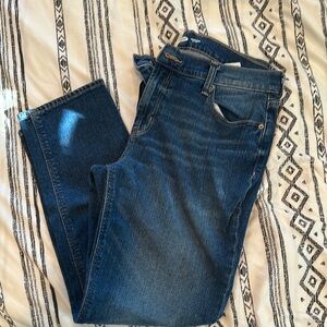 Old Navy Classic Indigo Blue Jeans boyfriend mid rise